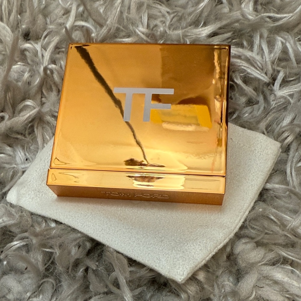 Tom Ford highlighter